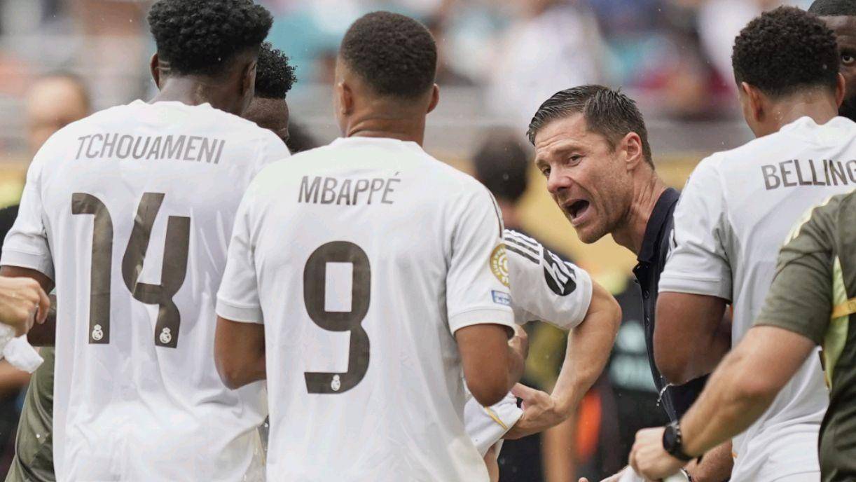 足坛不可忽 足坛不可忽